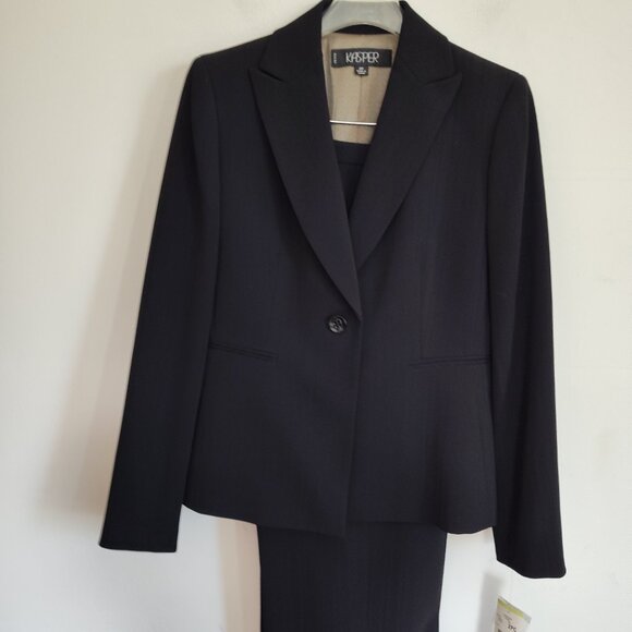 Ladies Petite SZ 4P Kasper Black Two-Piece Pant Suit - Picture 2 of 5